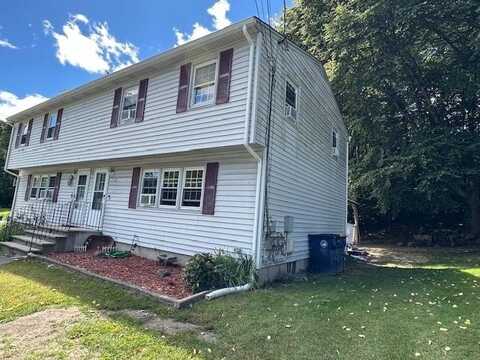 8 Middle Road, Plaistow, NH 03865