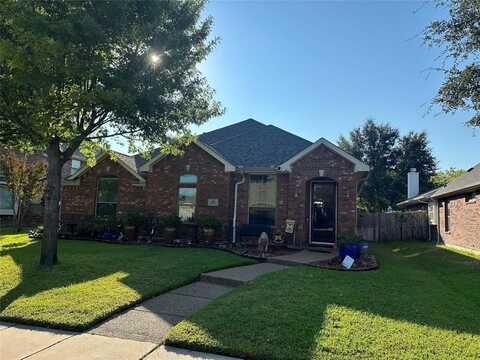 902 Meadow Flower Lane, Garland, TX 75043