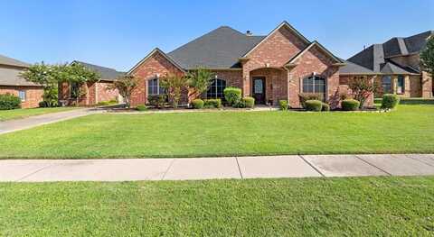 1015 Parview Circle, Grand Prairie, TX 75104