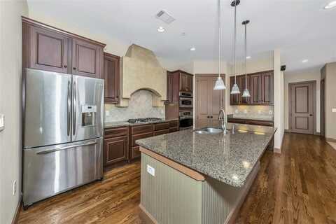 610 Via Ravello, Irving, TX 75039