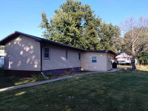 114 4th Ave, Hornick, IA 51026