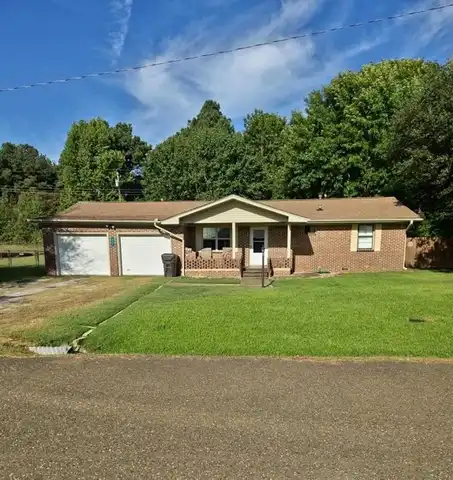 207 Burris Avenue, Idabel, OK 74745