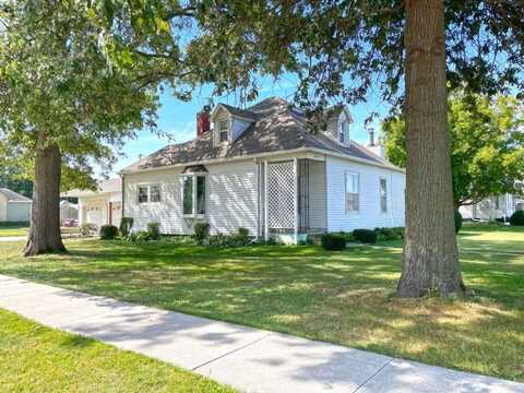 610 Illinois Ave, Essex, IA 51638