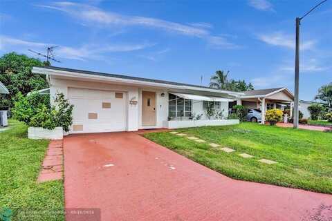 4929 NW 54th St, Tamarac, FL 33319