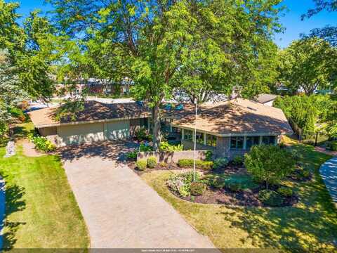 3000 RIDGEVIEW Court, GREEN BAY, WI 54301