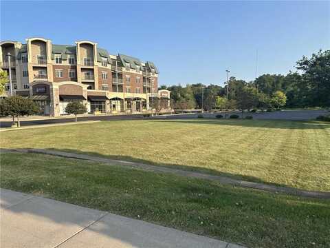 401 Pinnacle Way, Eau Claire, WI 54701