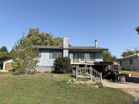 313 E 2nd Ave, Humboldt, SD 57035