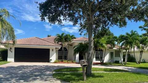 135 Cypress Trace, Royal Palm Beach, FL 33411