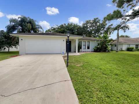 542 SW Twig Avenue, Port Saint Lucie, FL 34983