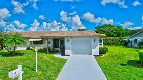 6237 Overland Place, Delray Beach, FL 33484