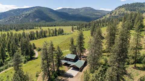 3439 B Northport Flat Creek Rd, Kettle Falls, WA 99141