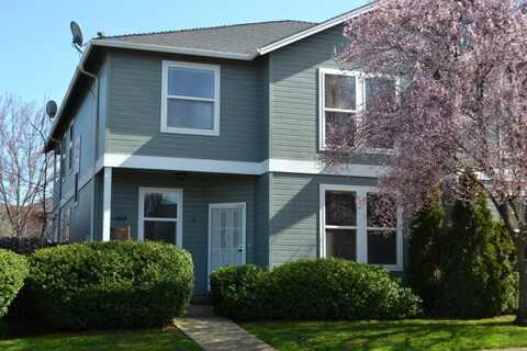 3162 Juniper Ridge Unit B Drive, Medford, OR 97504