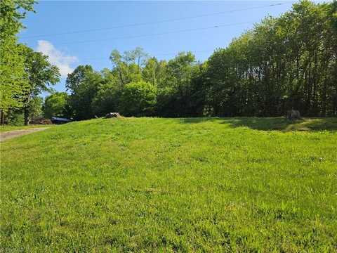 5671 Walnut Cove Road, Walkertown, NC 27051