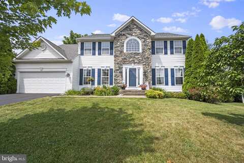 285 SPYGLASS HILL DRIVE, CHARLES TOWN, WV 25414