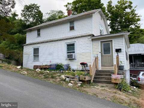 320 BISER STREET, BERKELEY SPRINGS, WV 25411