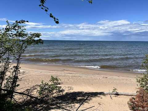 TBD Lakeshore, Ontonagon, MI 49953