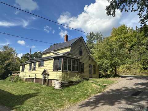 99 Excelsior, Ishpeming, MI 49849