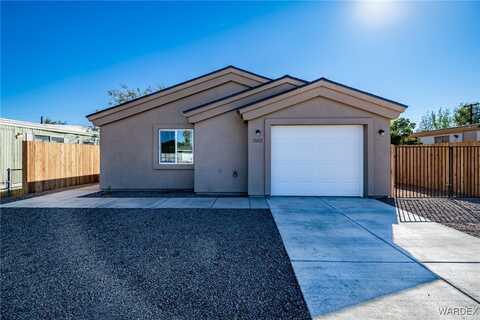 3182 E Snavely Avenue, Kingman, AZ 86409