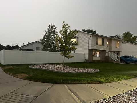 315 W 1900, Clearfield, UT 84015