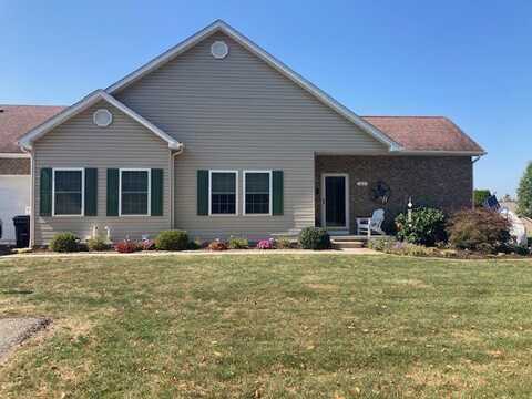 122 Hidden Springs Dr, Franklin, PA 16117