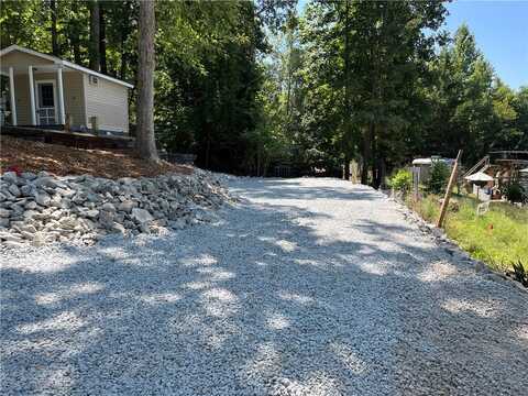 208 Kinston Loop Drive, Westminster, SC 29693