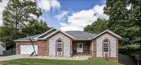 15 Harrington DR, Bella Vista, AR 72714