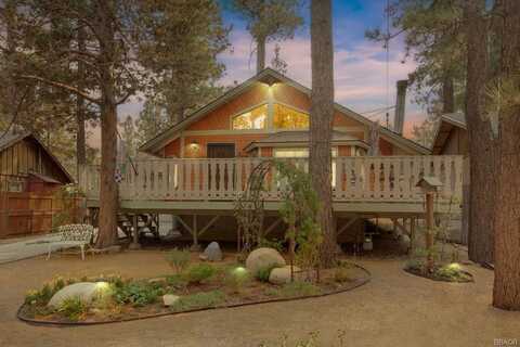 812 East Country Club Boulevard, Big Bear City, CA 92314