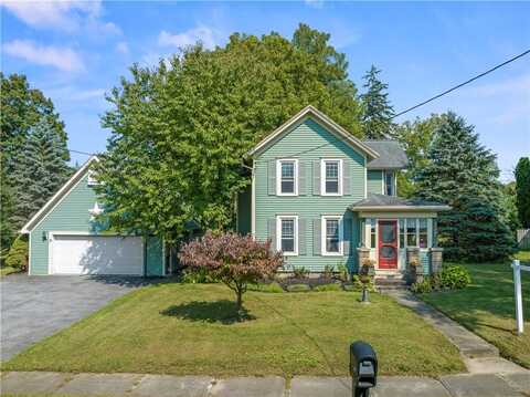 19 South Avenue, Manchester, NY 14504