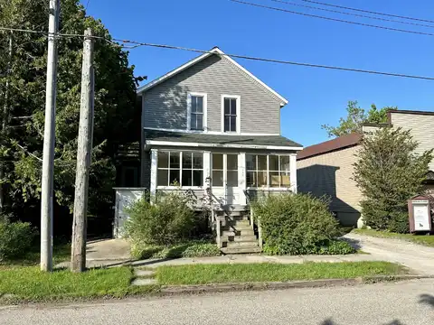 225 BACKUS STREET, CHEBOYGAN, MI 49721