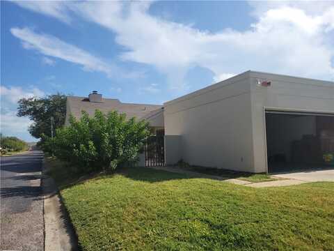 110 Santa Fe Drive, Rockport, TX 78382