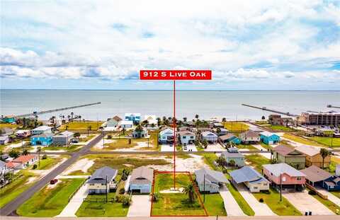 912 S Live Oak Street, Rockport, TX 78382