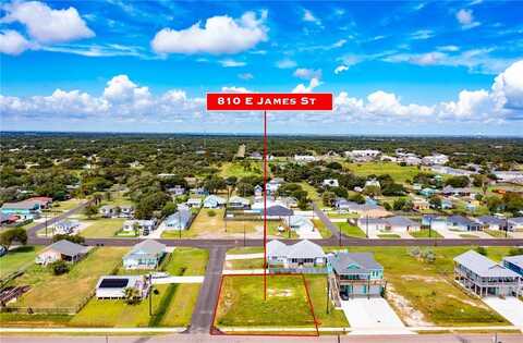 810 E James Street, Rockport, TX 78382