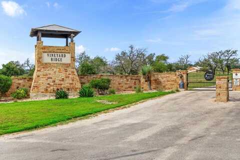 000 Axis Circle, Fredericksburg, TX 78624