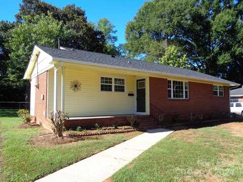 3726 Sudbury Road, Charlotte, NC 28205