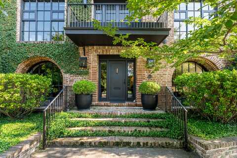 4 S Adgers Wharf, Charleston, SC 29401