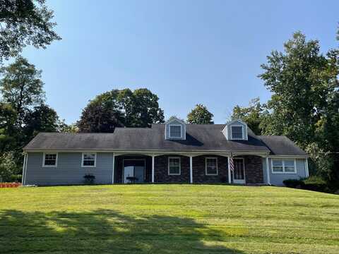 1 Honeycomb Lane, North Haven, CT 06473