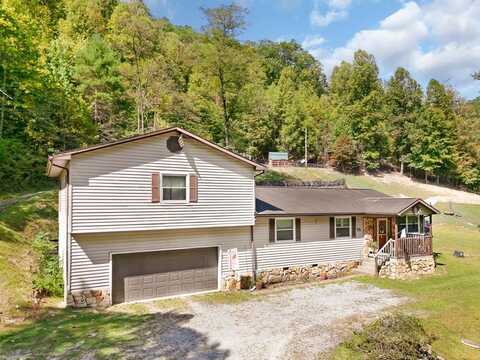 70 Right Turkey Toe Road, Hardy, KY 41531