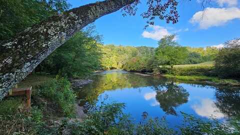 Rivermist Lane, Franklin, NC 28734