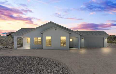 400 SKYLINE Drive, Elephant Butte, NM 87935