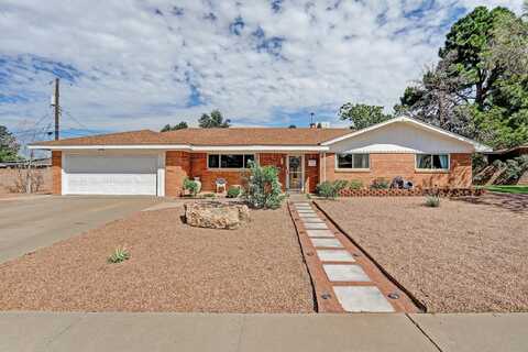 8305 LA CAMILA Road NE, Albuquerque, NM 87110