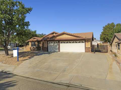 42301 Hickory Glen Avenue, Lancaster, CA 93536