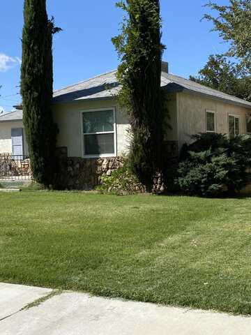 44437 Fig Avenue, Lancaster, CA 93534