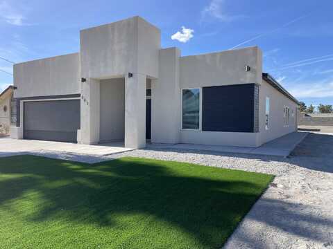 641 Holstein Road, Socorro, TX 79927