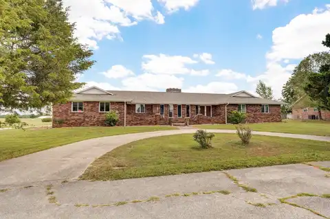 1206 Parkway Drive, Mount Vernon, MO 65712