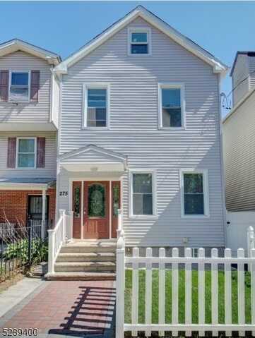 275 Rose Street, Newark, NJ 07108