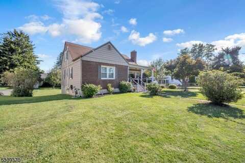 6 Valley View Ter, Washington, NJ 07882