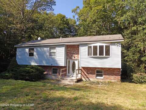 131 Daffodil Drive, Newfoundland, PA 18445