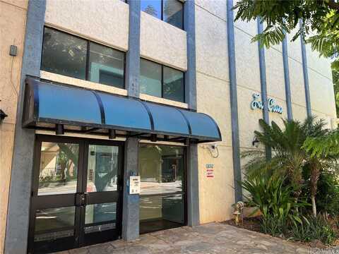 2092 Kuhio Avenue, Honolulu, HI 96815