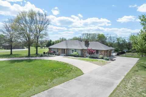 1710 Cedar Ridge Road, Parsons, KS 67357