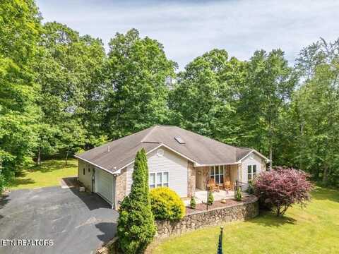 318 Pin Oak Lane, Crossville, TN 38555